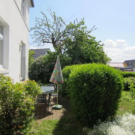 Haus Sonnenroeschen Roeschen